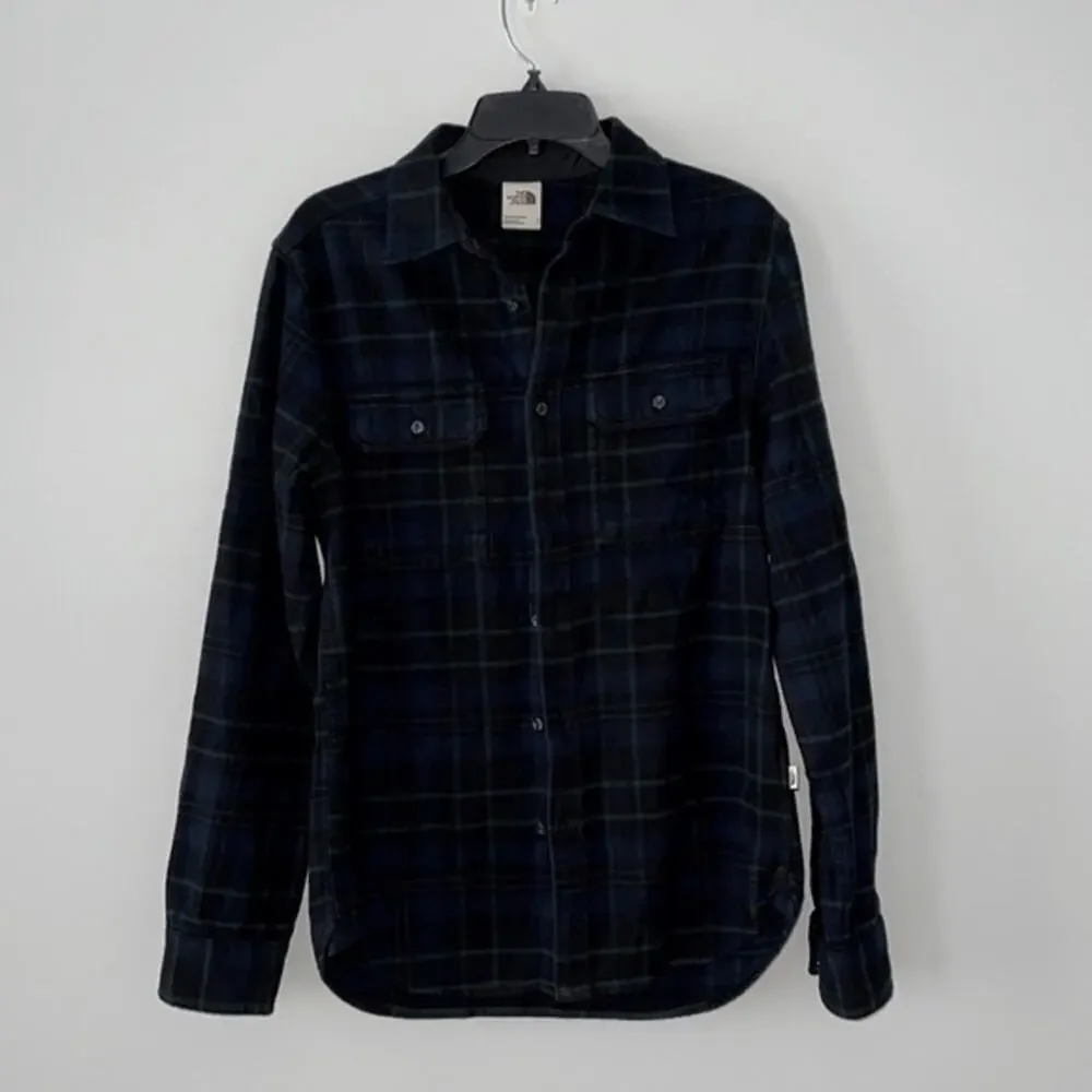 The North Face Twill Shacket Size Small Winter Fall Fashion Cotton Warm Cozy